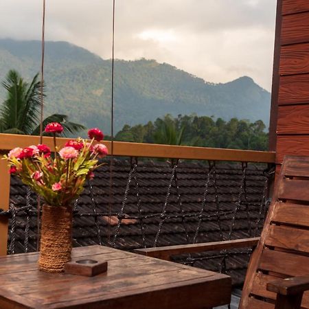 Wayanad Doubletree Villa Витири Екстериор снимка