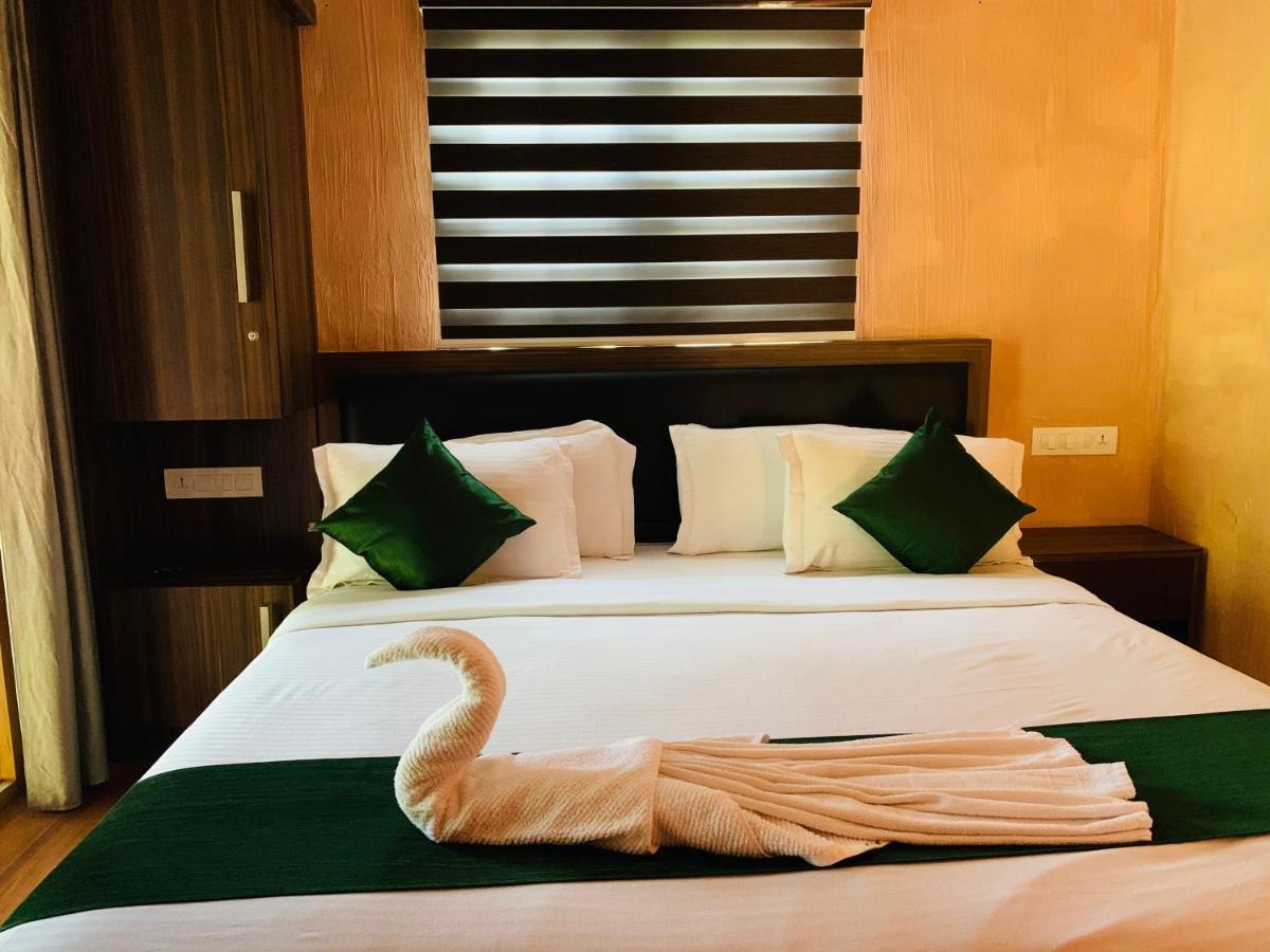 Wayanad Doubletree Villa Витири Екстериор снимка